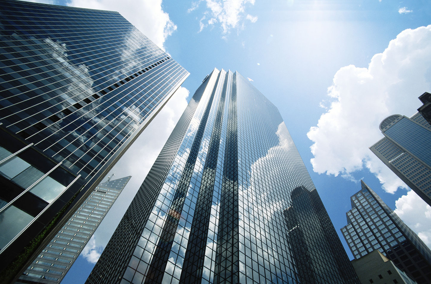 Real Estate ความหมายและประโยชน์ของ CRM